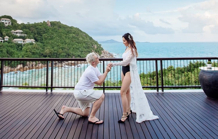 Бертран Гроспелье сделал предложение своей девушке