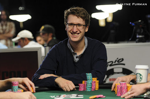 Макс Сильвер все-таки одолел Джона Джуанда в спортивном пари на 25 тысяч