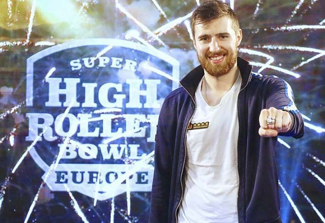 Виктор Малиновский оформил победу в ME SHR Bowl и получил 3,7 млн долларов призовых